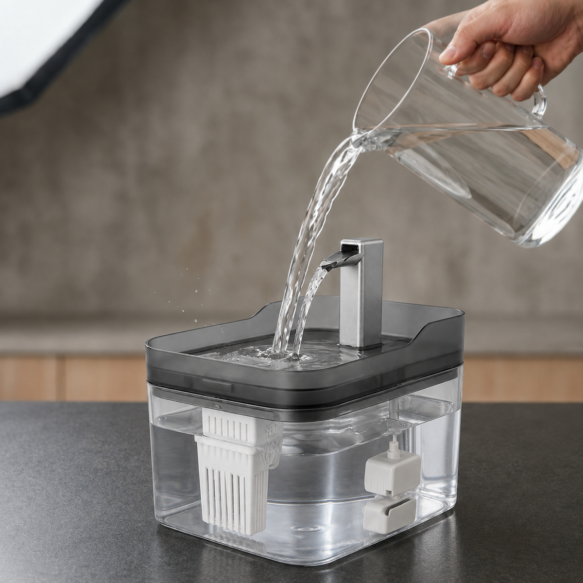 Fuente para gatos CatOasis en casa